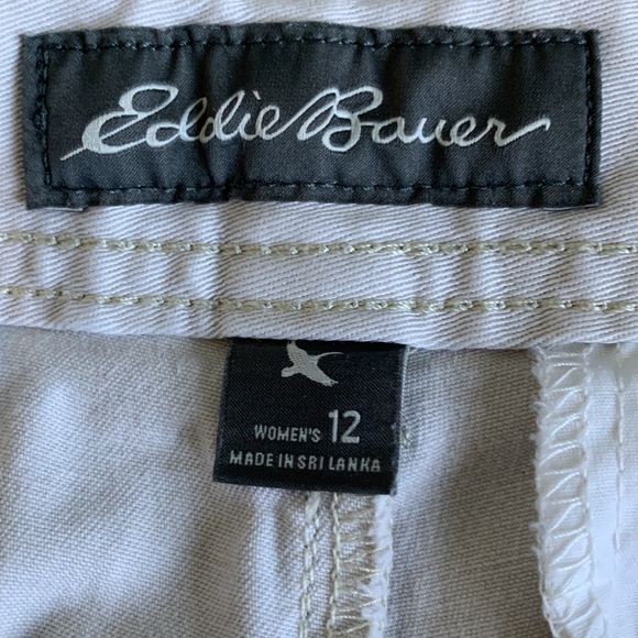 Eddie Bauer Khaki Tan Slightly Curvy Shorts Size 12 - Picture 3 of 6